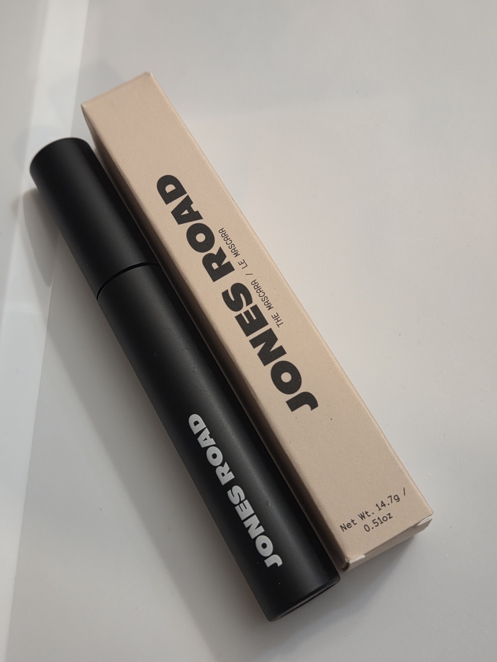 Jones Road The Mascara in Black - Picture 4 of 6